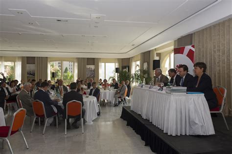 Conférence Télétravail Du Meb Une Opportunité Pour Les Entreprises De