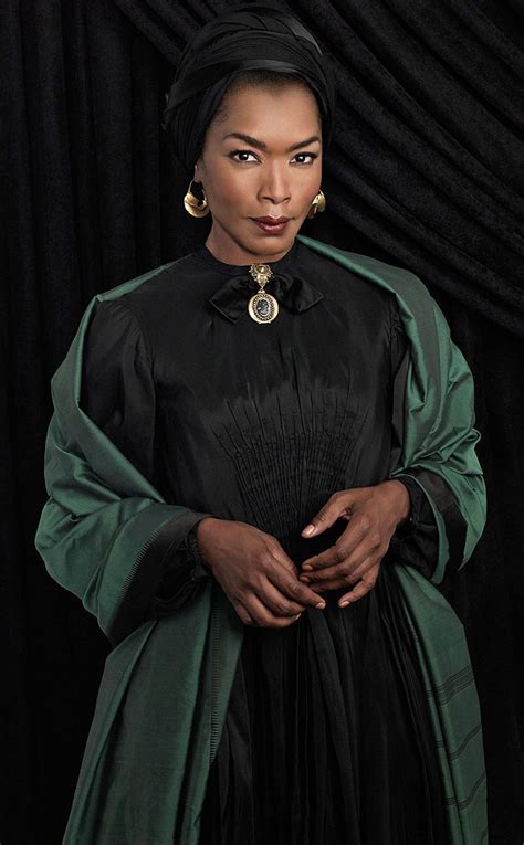 Angela Bassetts No 1 Marie Laveau Ahs Coven From American Horror Story Characters Ranked