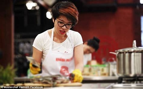 Start your free trial to watch masterchef and other popular tv shows and movies including new releases, classics, hulu originals, and more. Vietnamese MasterChef contestant beheads live turtle with ...