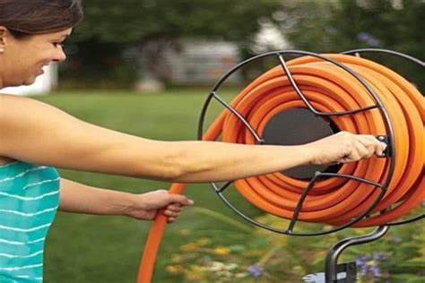 Best Garden Hose Reel For 2022 Youll Love Review And Tips