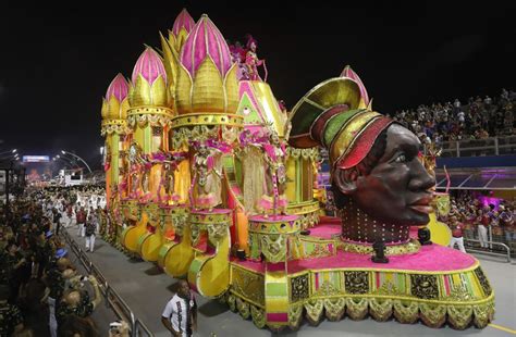 Brasilia er hovedstaden i brasilien. Karneval Brasilien: Charakterkopf - Startseite - idowa