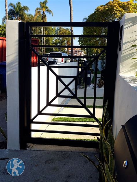 Los Angelesgarth Streetblack Iron Gatesglass Doors03 Ftw Perfect