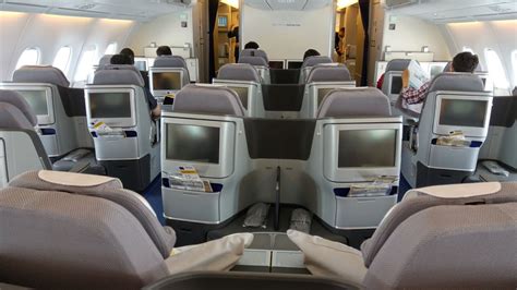 How Many Business Class Seats On Lufthansa A380 Elcho Table