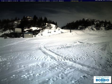 Webcam Barzio Piani Di Bobbio Pisten Camosci Und Pesciola 1393 M • Lecco • Livecam • Live