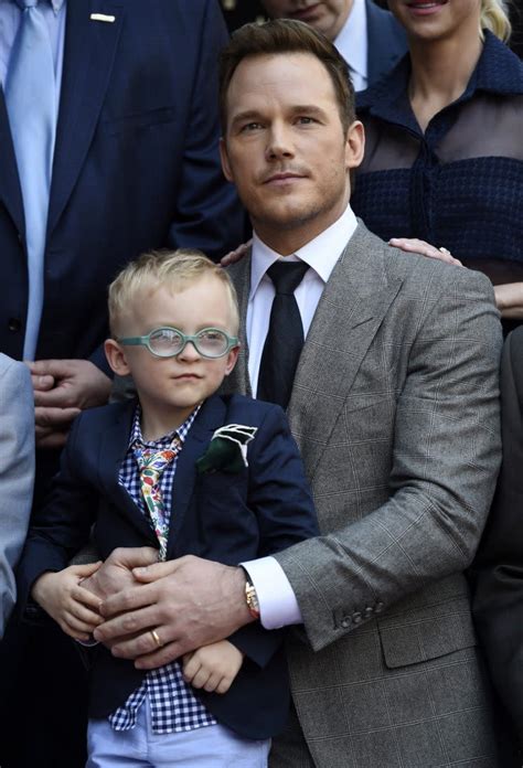 This Pic Of Chris Pratt Showing His Son How To Dress Up Gets All The