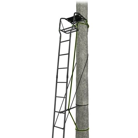 Realtree 15 Basic Single Man Ladderstand With Grip Jaw System Hunting