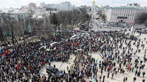 Anti-Russian Protests Erupt in Ukraine, Despite Virus Threat - The New York Times