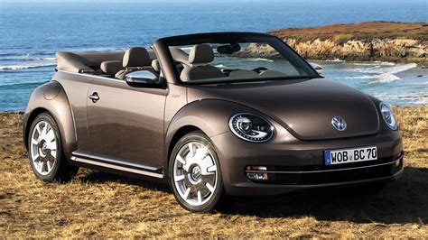 2012 Volkswagen Beetle Cabriolet 70s Edition Wallpapers And Hd Images