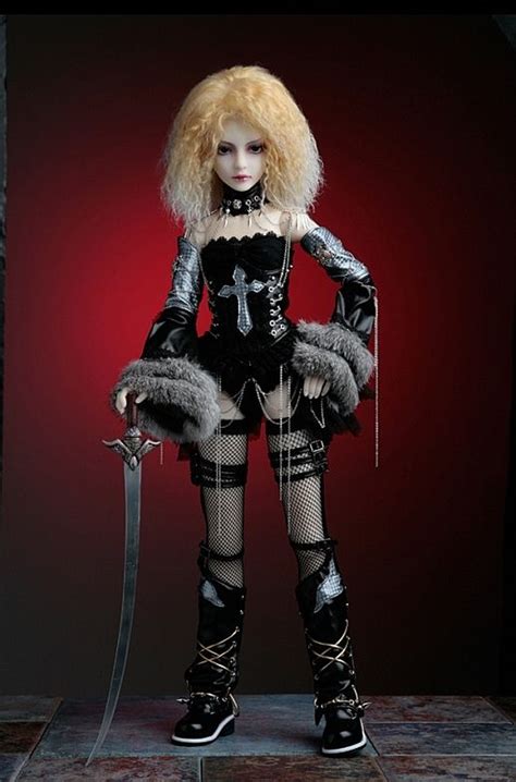 Gothic Dolls 42 Pics