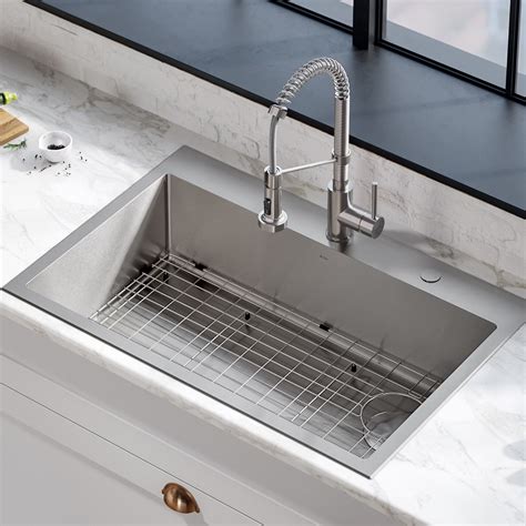 Points To Remember When Buying A Stylish Stainless Steel Kitchen Sink