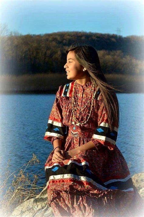 Pin By Tony Frye On Natives Americans Native American Clothing