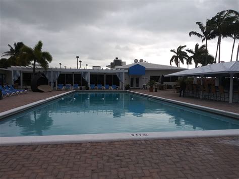 Maybe you would like to learn more about one of these? #91 Marathon, Florida to Islamorada, Florida - What Yacht ...