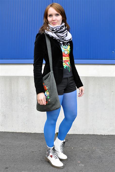 How To Wear Shorts With Leggings Hubpages