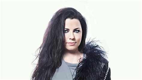 Evanescences Amy Lee On Speaking Out Facing Tragedy Letting The Art