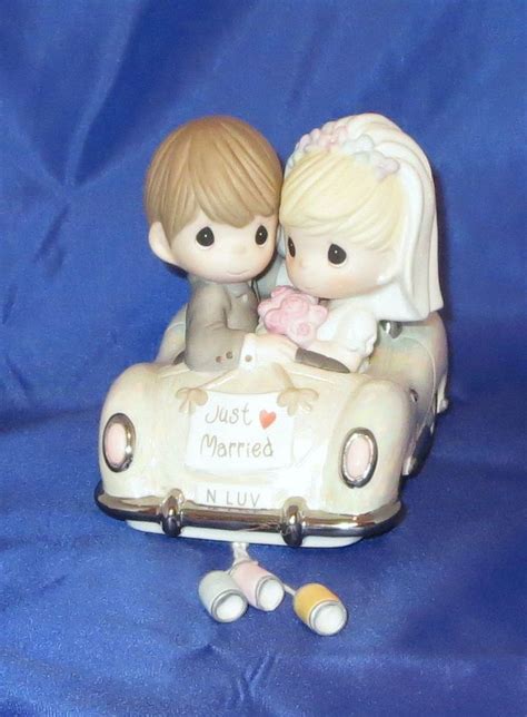 Just Married Precious Moments Wedding White Car Bride Groom Cans Love