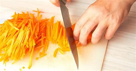 How To Cut Carrots Into Thin Strips Easy Step By Step Madam Ng Recipe