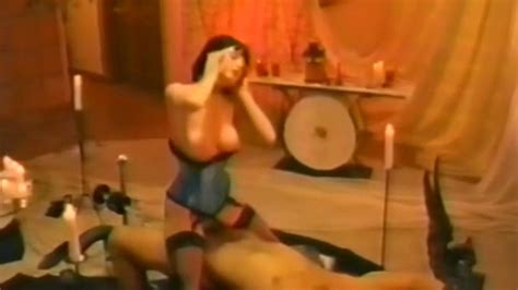 Dita Von Teese Nude Romancing Sara 1995 Vídeos Porno