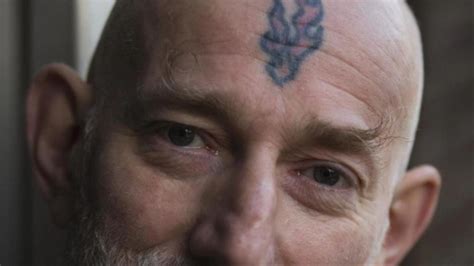 lo que siempre has querido saber de una persona con un tatuaje en la cara infobae