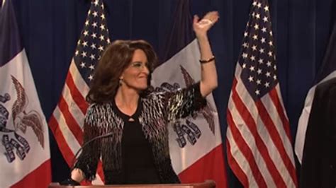 watch tina fey returns to saturday night live for sarah palin impersonation