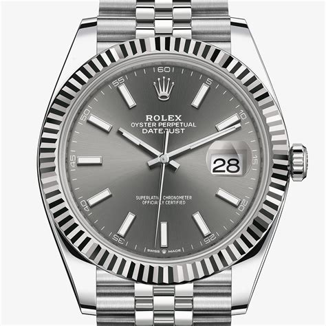 My wrist is 19cm/7.5inches, i'm tall etc etc. Rolex Datejust 41 in Edelstahl Oystersteel, Edelstahl ...
