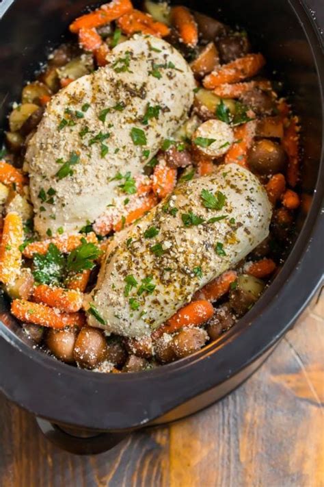 Crockpot Chicken And Potatoes With Carrots