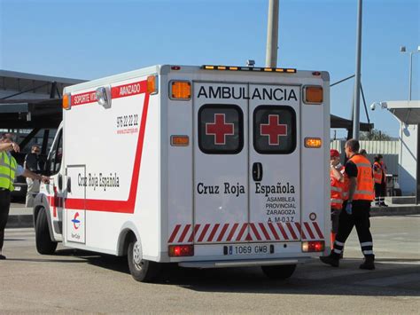 Cruz Roja Zaragoza Foto Propia Uvi Movil Emergencylife Flickr