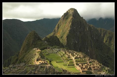 Travel Spotting Worlds Top 10 Most Intriguing Landmarks The Luxury Spot
