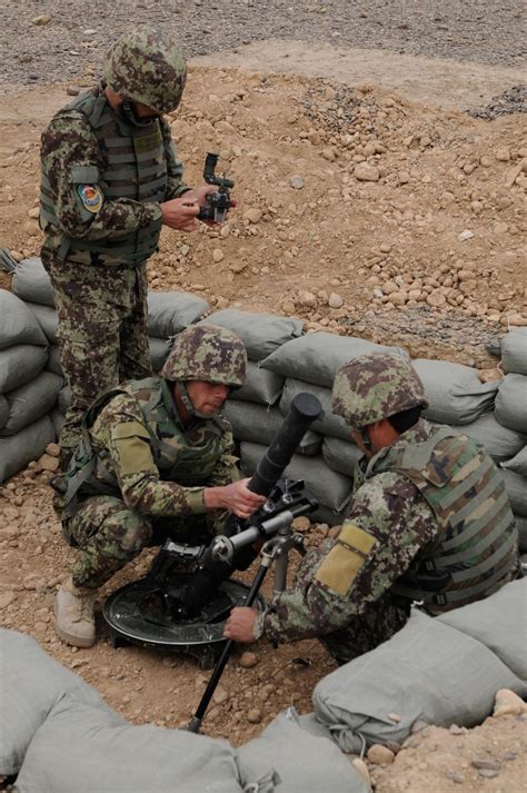 10th Mountain Division Soldiers Teach Afghan Mortarmen 60mm Mortar