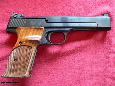 Smith And Wesson Model 41 Cal 22lr Semi Auto Pistol