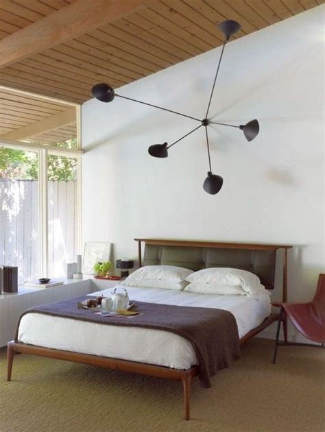 But even though it's been popular for years, it shows no signs of slowing. 30 Chic And Trendy Mid-Century Modern Bedroom Designs ...