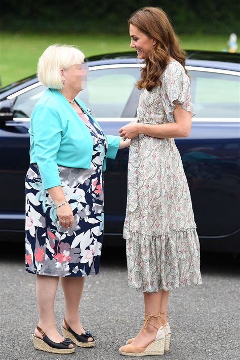 Kate Middleton W Letniej Sukience I Butach Kozaczek