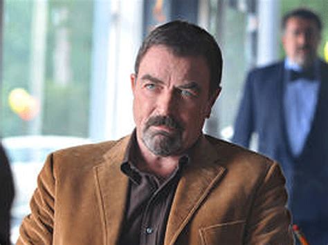 Tom Selleck Says He Just Had To Play Jesse Stone Cbs News