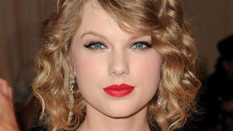 Taylor Swift A New Covergirl Newsday
