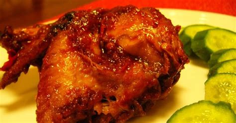 Jadi ternyata disana ada tempat makan ayam bakar yang selalu didatengin sama masyarakat yang tinggal di bumi. 5 Makanan Khas Gorontalo Dan Penjelasannya : Binte ...