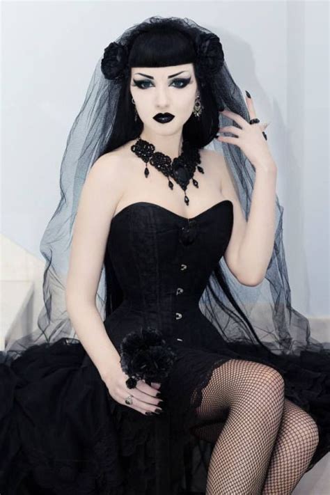 Gothicandamazing Obsidian Kerttu Bridal Editorial With Villena