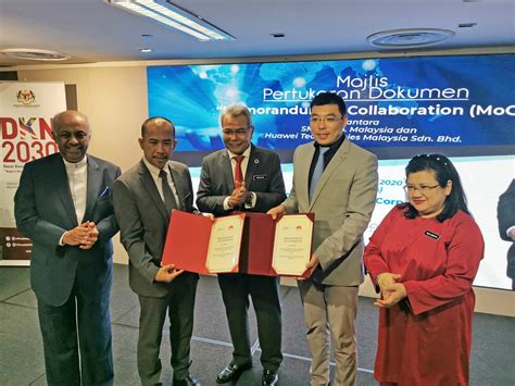 Offered by the sme corporation malaysia (sme corp), the grant given goes up to a maximum of rm400,000. SME Corp & Huawei Collaborate on SME AI Program | SME ...