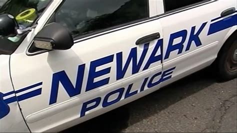 Newark Police Officer Hospitalized After Shot Suspect In Custody Gun Recovered Nbc New York