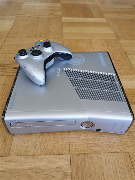 Xbox 360 Slim 250gb Halo Reach Limited Edition 409486628 ᐈ Köp På Tradera