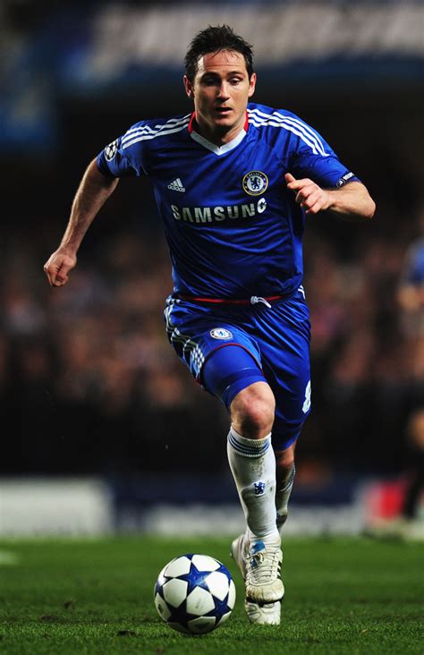 Frank Lampard Photos Photos - Chelsea v FC Copenhagen - UEFA Champions
