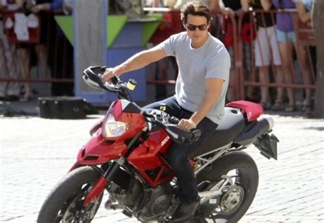 The Top 10 Motorcycles Owned By Tom Cruise Triumph Bonneville