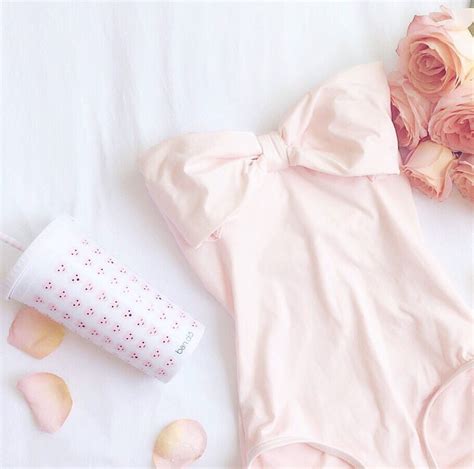Chin Up Princess♡ Pinterest ღ Kayla ღ Pink Beach Pink Summer Soft