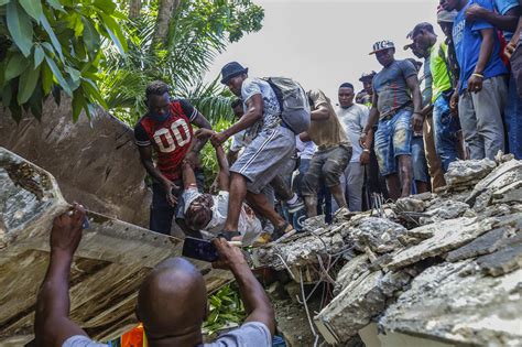 At Least 304 Dead 1800 Hurt As Powerful Quake Slams Haiti Ap News