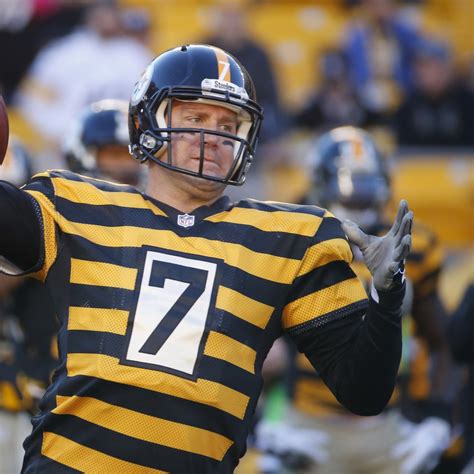 Steelers Ben Roethlisberger Is 1st Qb With 2 500 Yard Passing Games