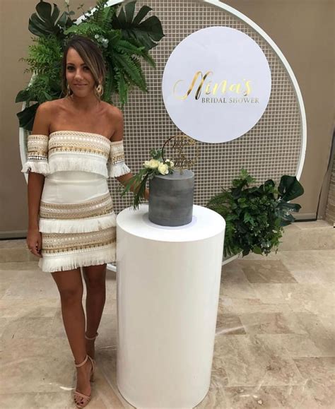 We ship our cake toppers australia wide. What are the best modern cake toppers in Australia? - Avanti