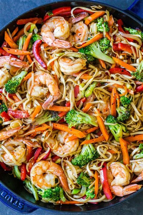 The 99 ranch carries a lo mein & chow mein noodles by prime food corp. Shrimp Lo Mein (Only 30 Minutes) - Momsdish | How to cook ...
