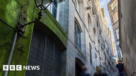 Edinburgh S Dilapidated Closes To Be Transformed Bbc News