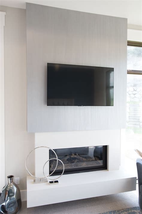 Mounted Tv Accent Wall With A Contemporary Look Italian Interior