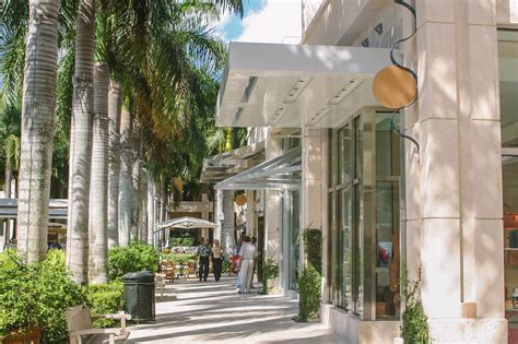 Christmas Shopping in Miami  Blogs, Travel Guides, Things to Do