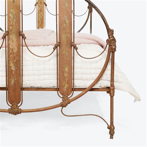 Https://wstravely.com/wedding/antique Wood Wedding Ring Bed