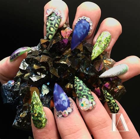 Nail Art By Deadlynails On Instagram Nail Art Nails Lovely